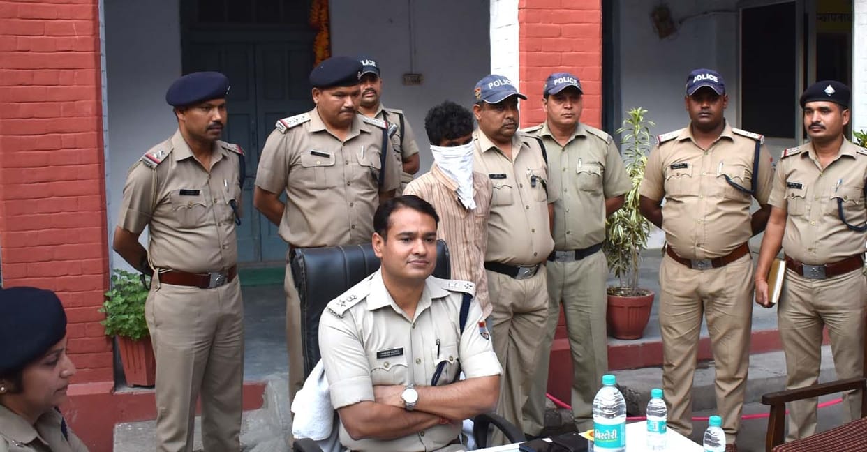 chowkidar physically assault small girl after murder