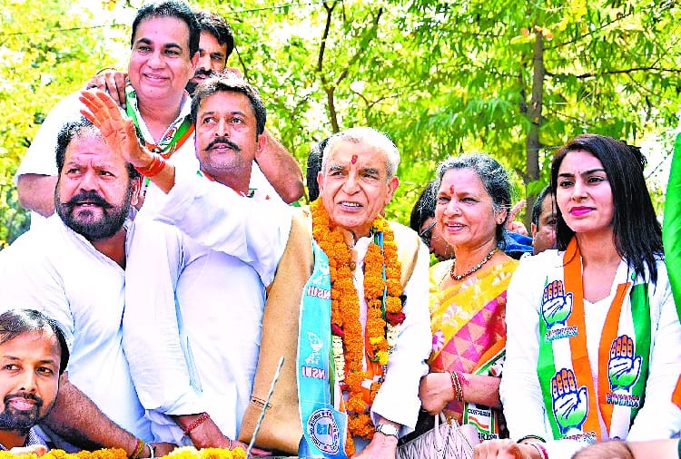 Lok Sabha Elections 2019, Congress Candidate Pawan Bansal Filed Nomination after Road Show