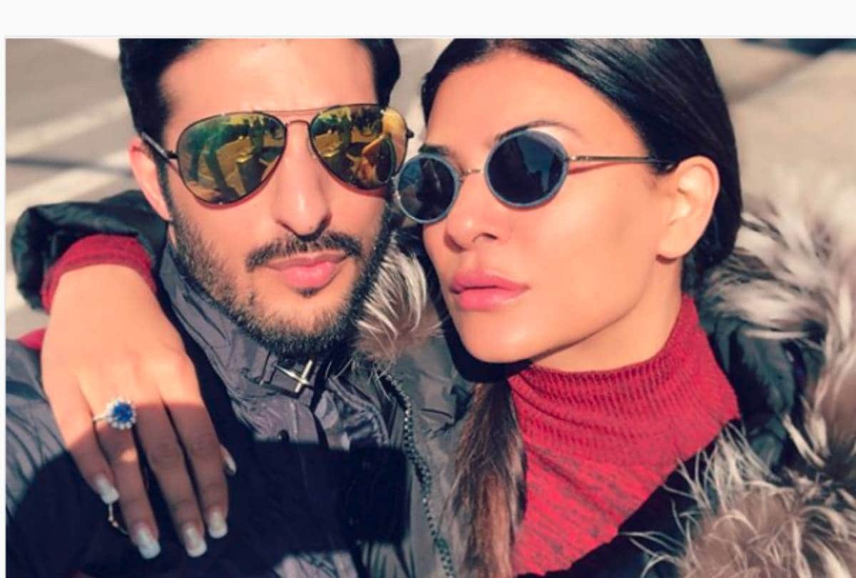 is sushmita sen got engaged with boyfriend rohman shawl