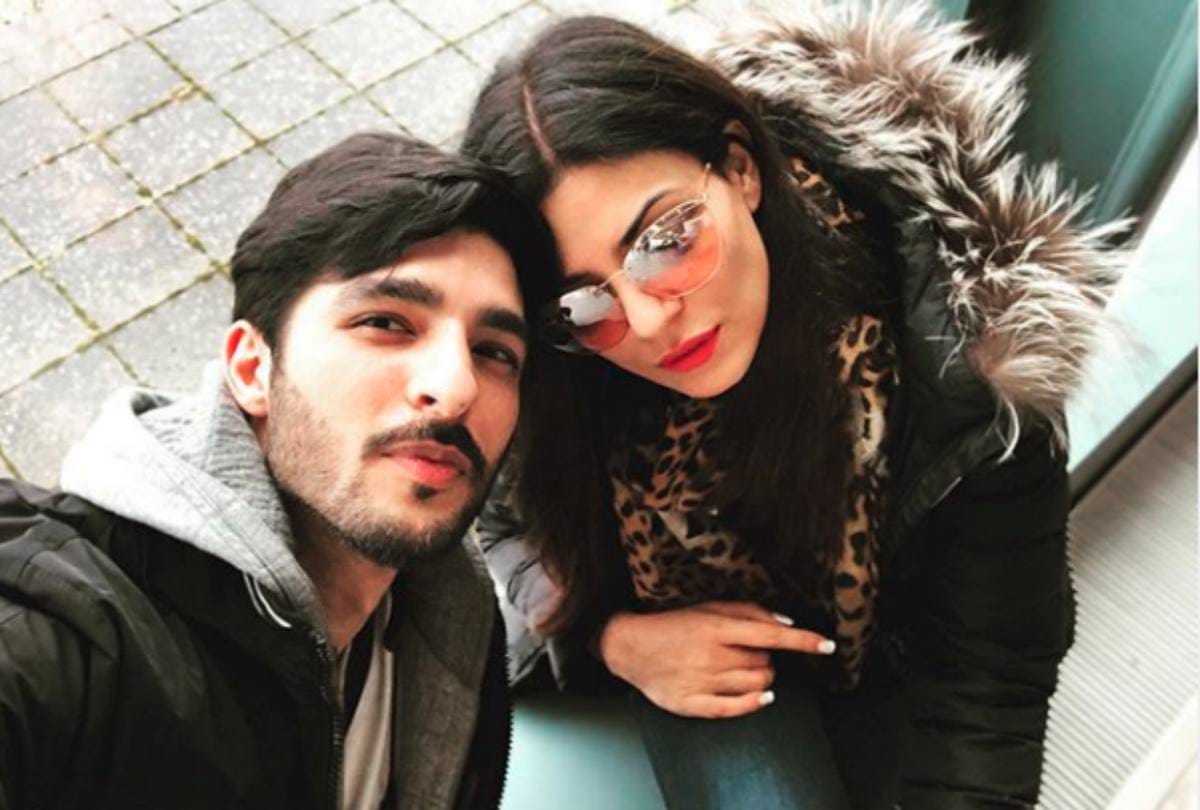 sushmita sen share a picture boyfriend rohman shawl romantic reply