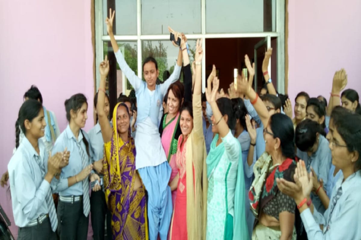 UP Board 12th result 2019 state topper tanu tomar aims become a doctor