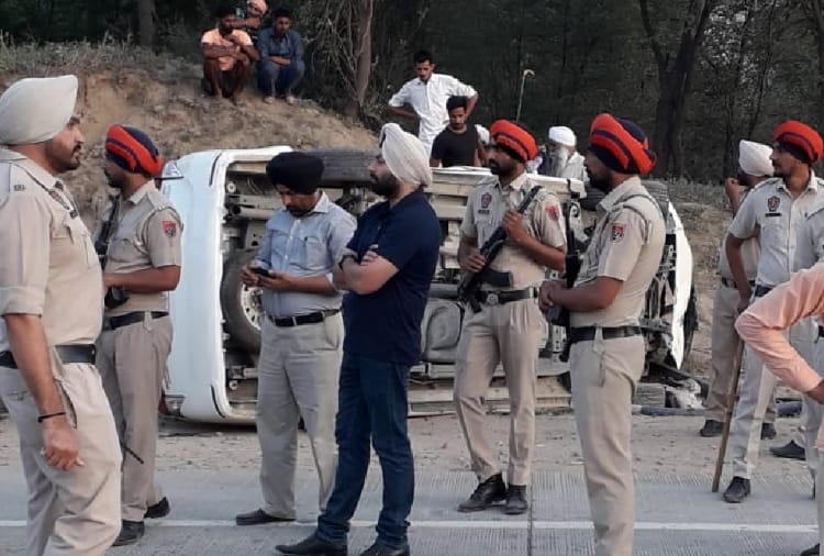 Gardener's death by crushing the Divisional Commissioner's Car in Bathinda