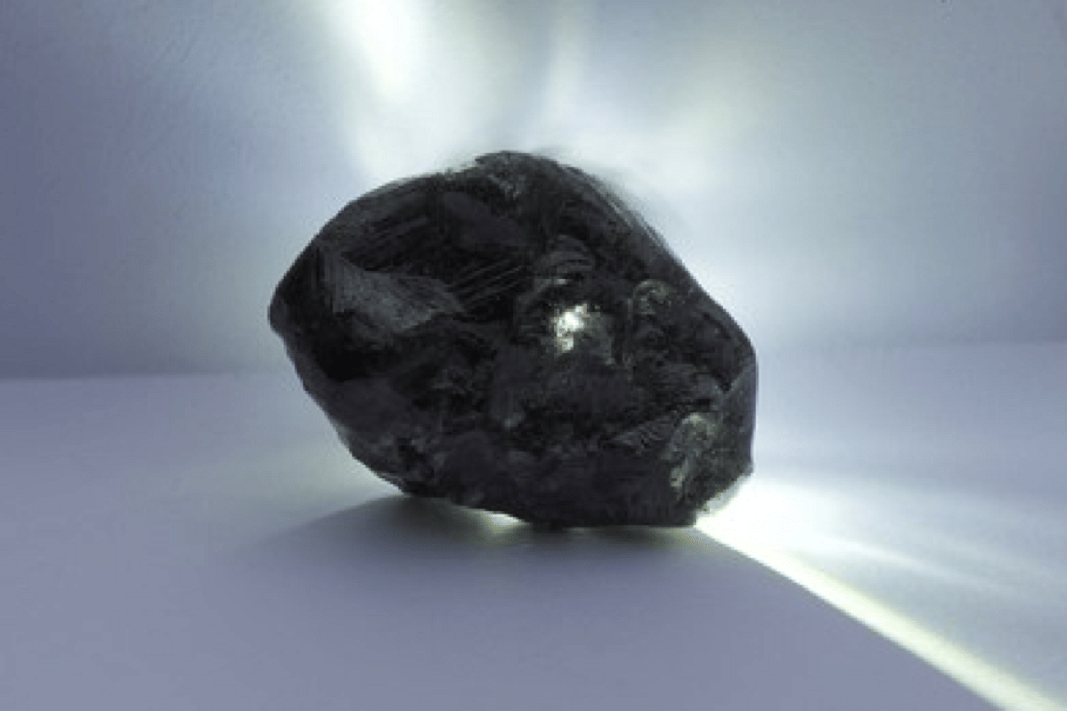 World's second largest diamond is equal to tennis ball weight