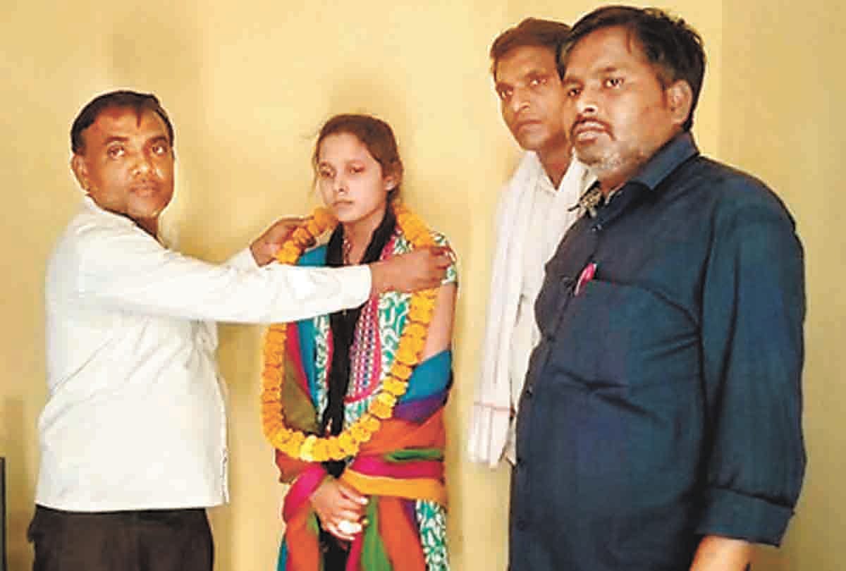 situ became topper in highschool and kuldeep in inter