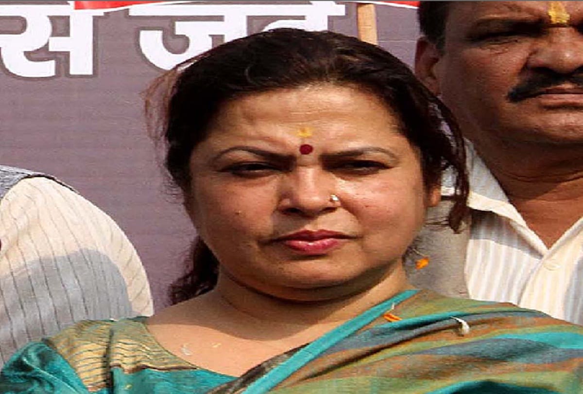 aap Candidate brijesh goyal statement on sealing is wrong says meenakshi lekhi