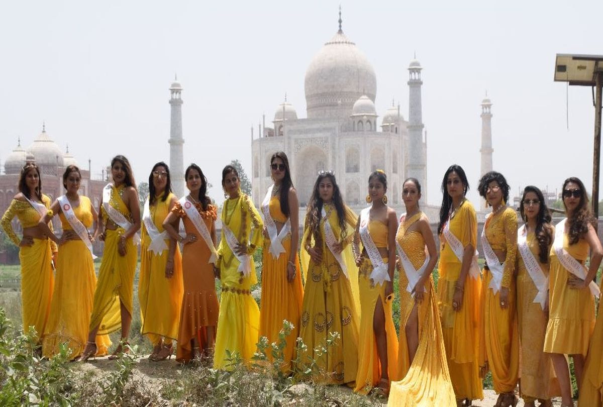 Mrs India Worldwide 2019 photoshoot at taj mehtab bagh