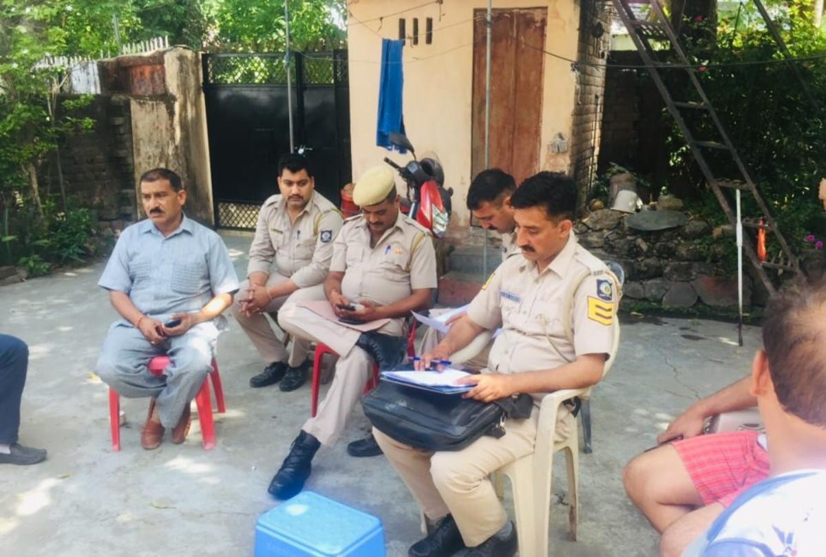 Thieves steal cash and jewellery in Sujanpur Hamirpur during daylight