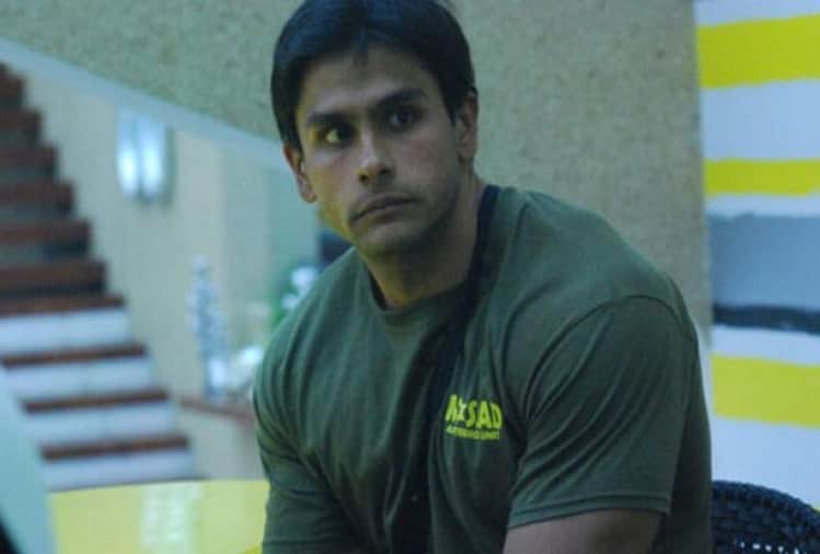 alia bhatt brother rahul bhatt not hanging out with family