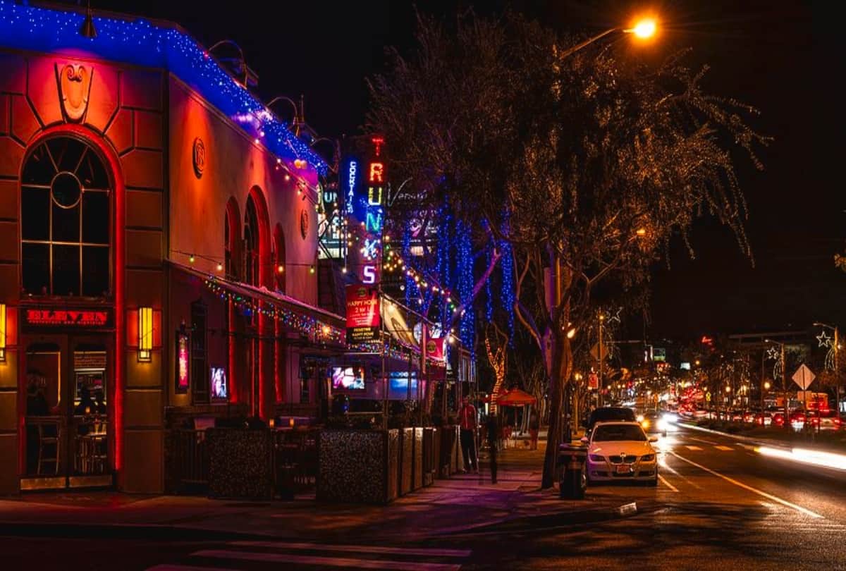 sainta monica best destination for honeymoon las vegas