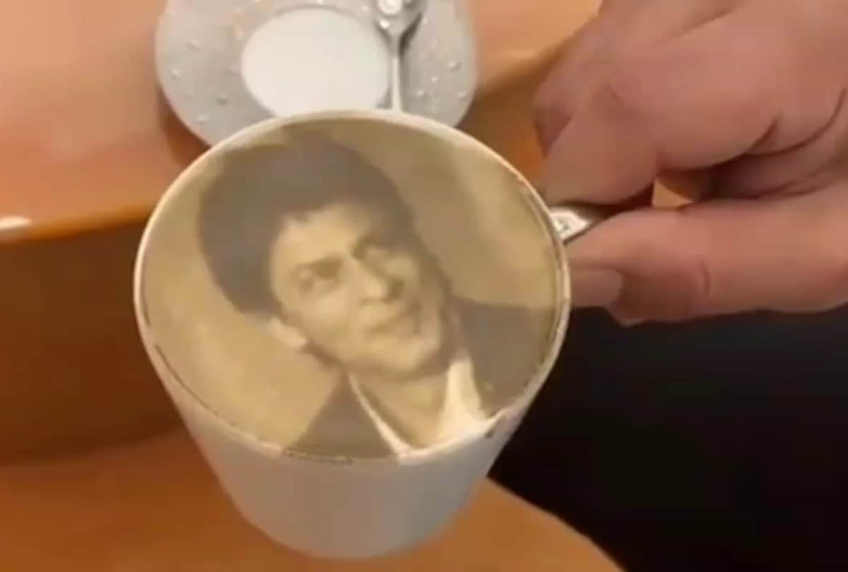 Shah Rukh Khan in Dubai Indian Megastar Gets His Own Personalised Coffee