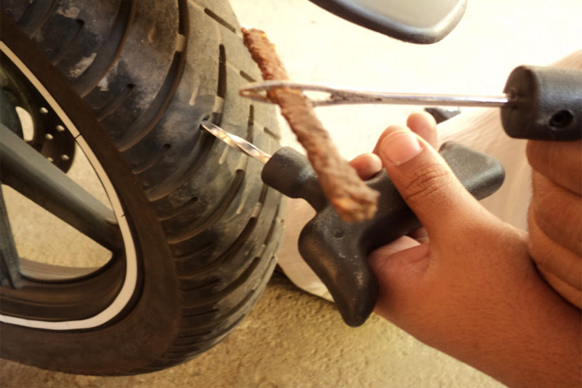 Advantages of tubeless tyres over tubed tyres