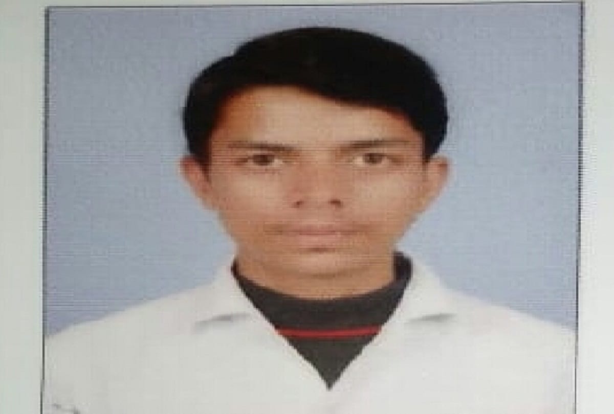 Atul Maheshwari Scholarship gave wings to Amitesh dreams, wants to help villagers