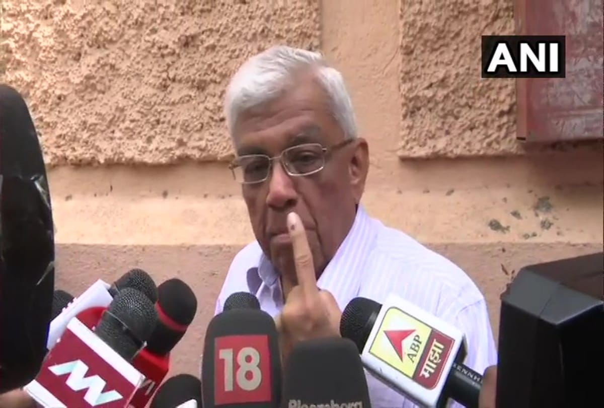 hdfc chairman deepak parekh says banks should protect common man saving rather than big defaulters