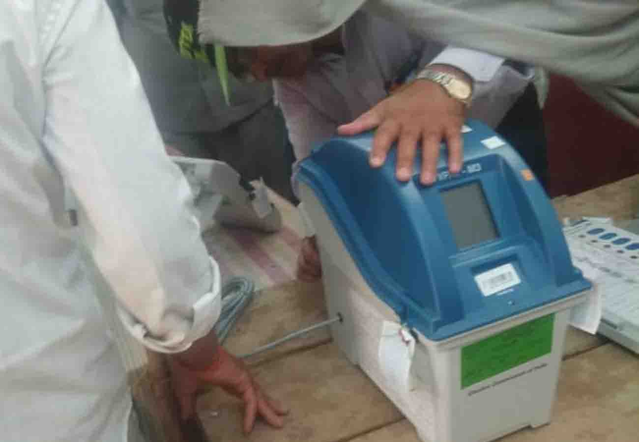 Complaints of malfunction in EVM lok sabha elcetion 2019
