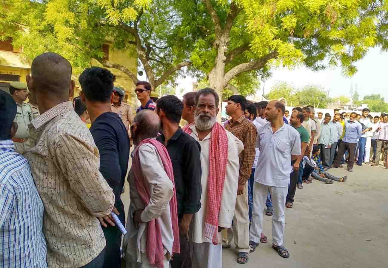 Complaints of malfunction in EVM lok sabha elcetion 2019