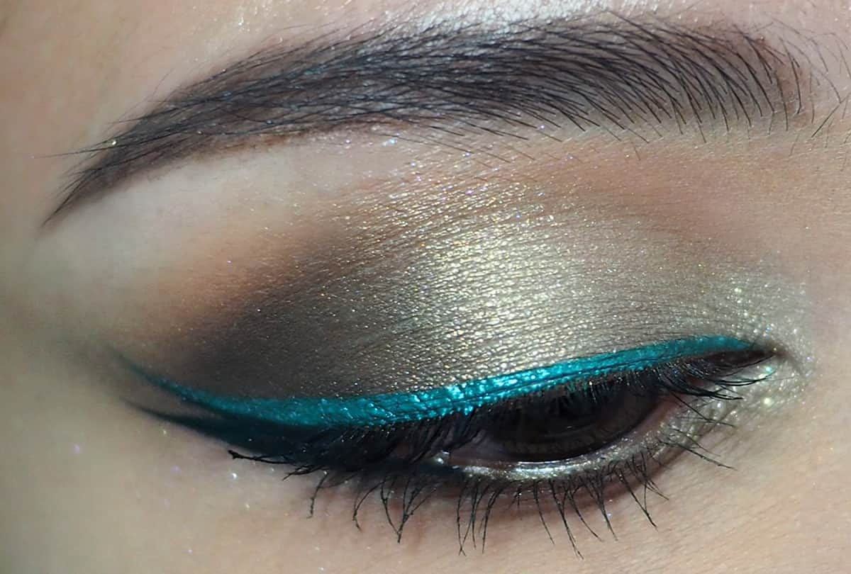 names of different types of eyeliner brushes for perfect eye makeup