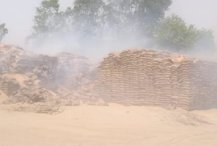Fire in the warehouse of hafed in jind