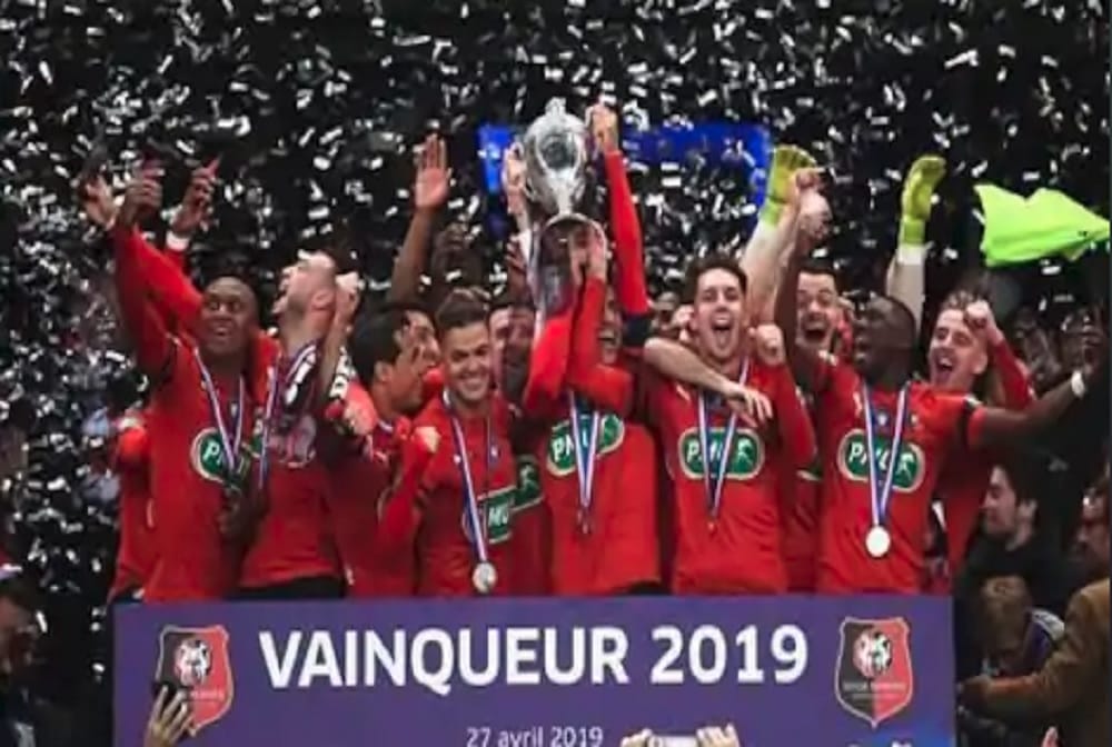 Paris Saint-Germain lose to Rennes on penalties in French Cup