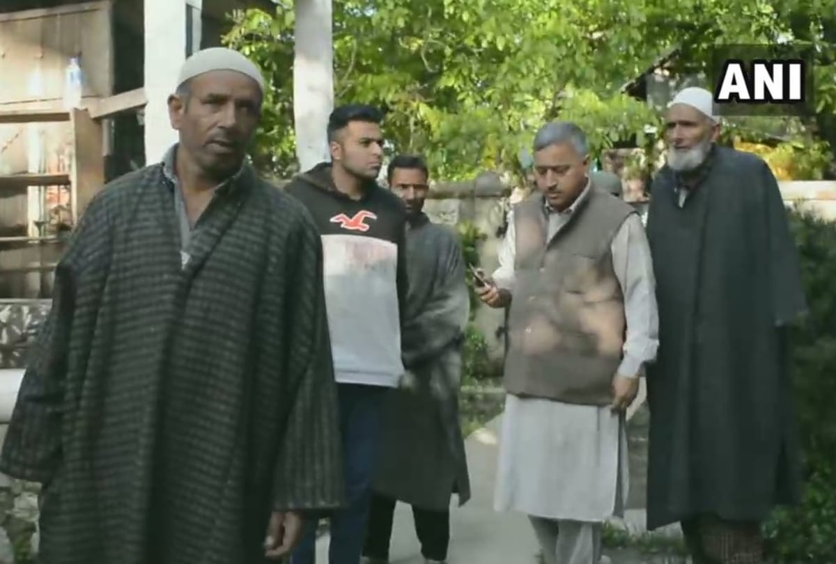 lok sabha election 2019: latest photos of fourth phase elections in jammu Anantnag lok sabha seat