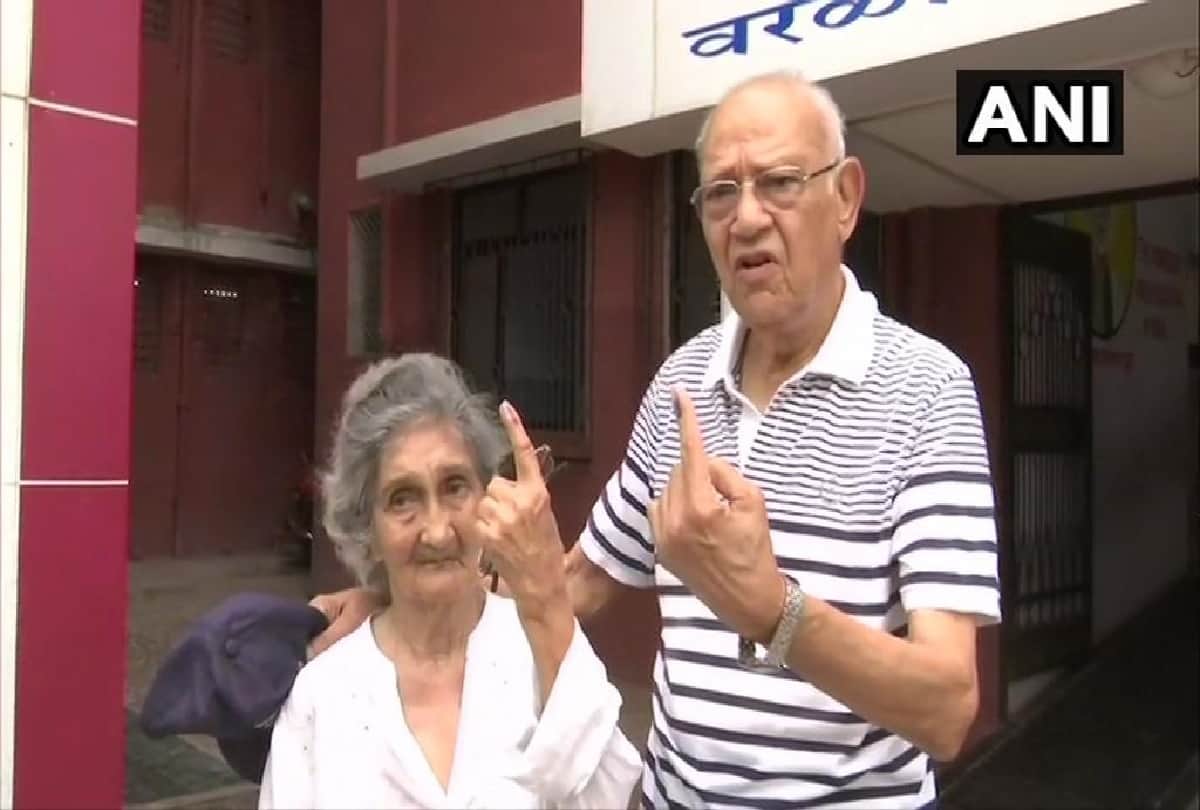 Lok Sabha Chunav 2019: Voters show different colours of democracy during fourth phase of elections