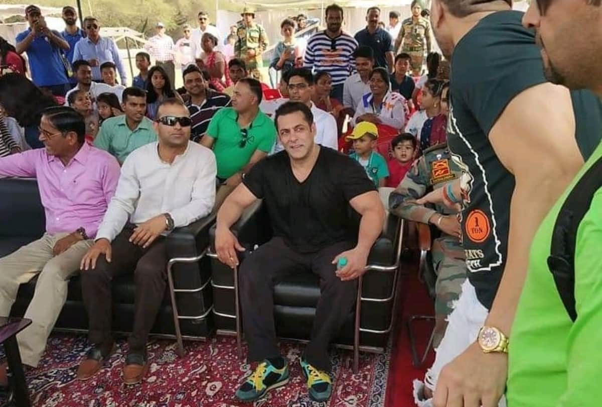 Salman Khan take part in shooting competition in Indore