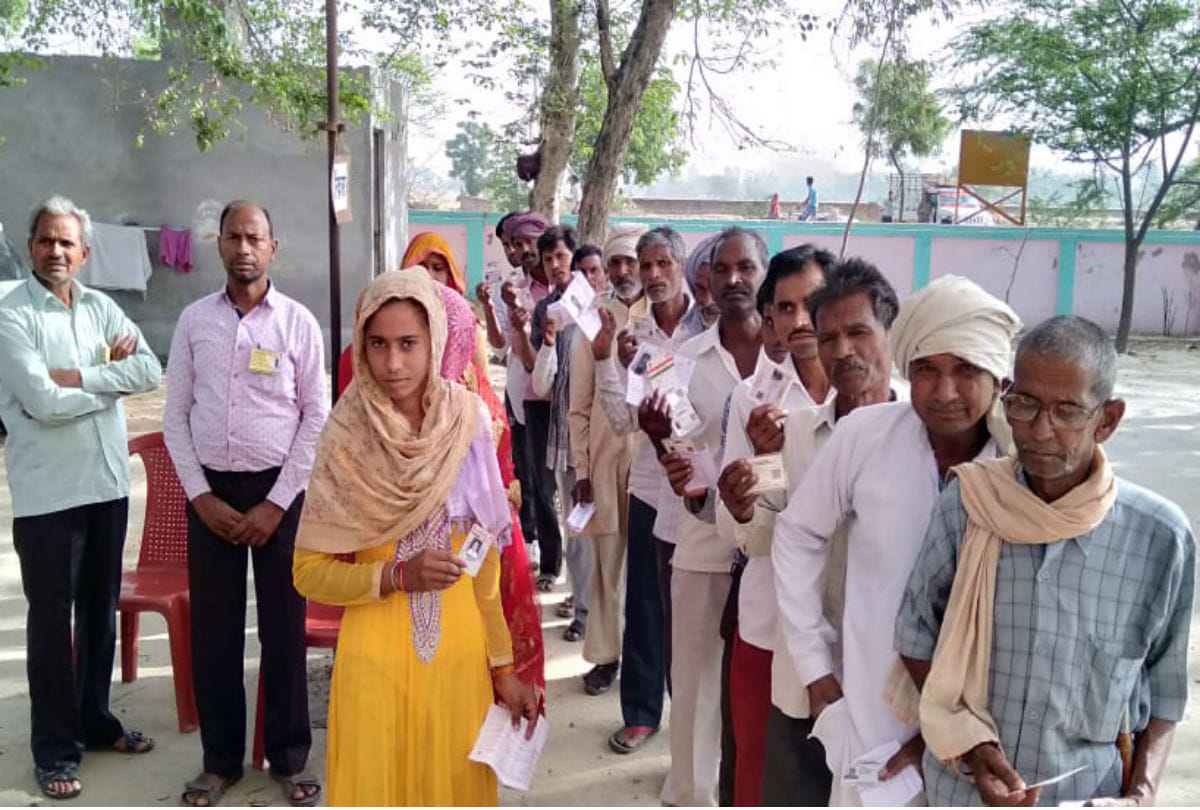 Farrukhabad Lok Sabha Election 2019 Live Voting fourth phase polling