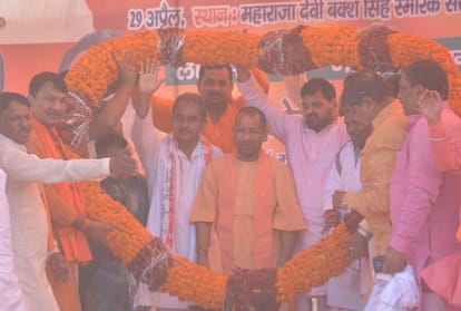 Lok Sabha Elections 2019 Yogi Adityanath campaigns in Gonda.