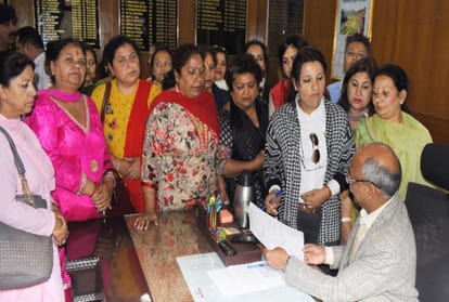protest against rape case in shimla