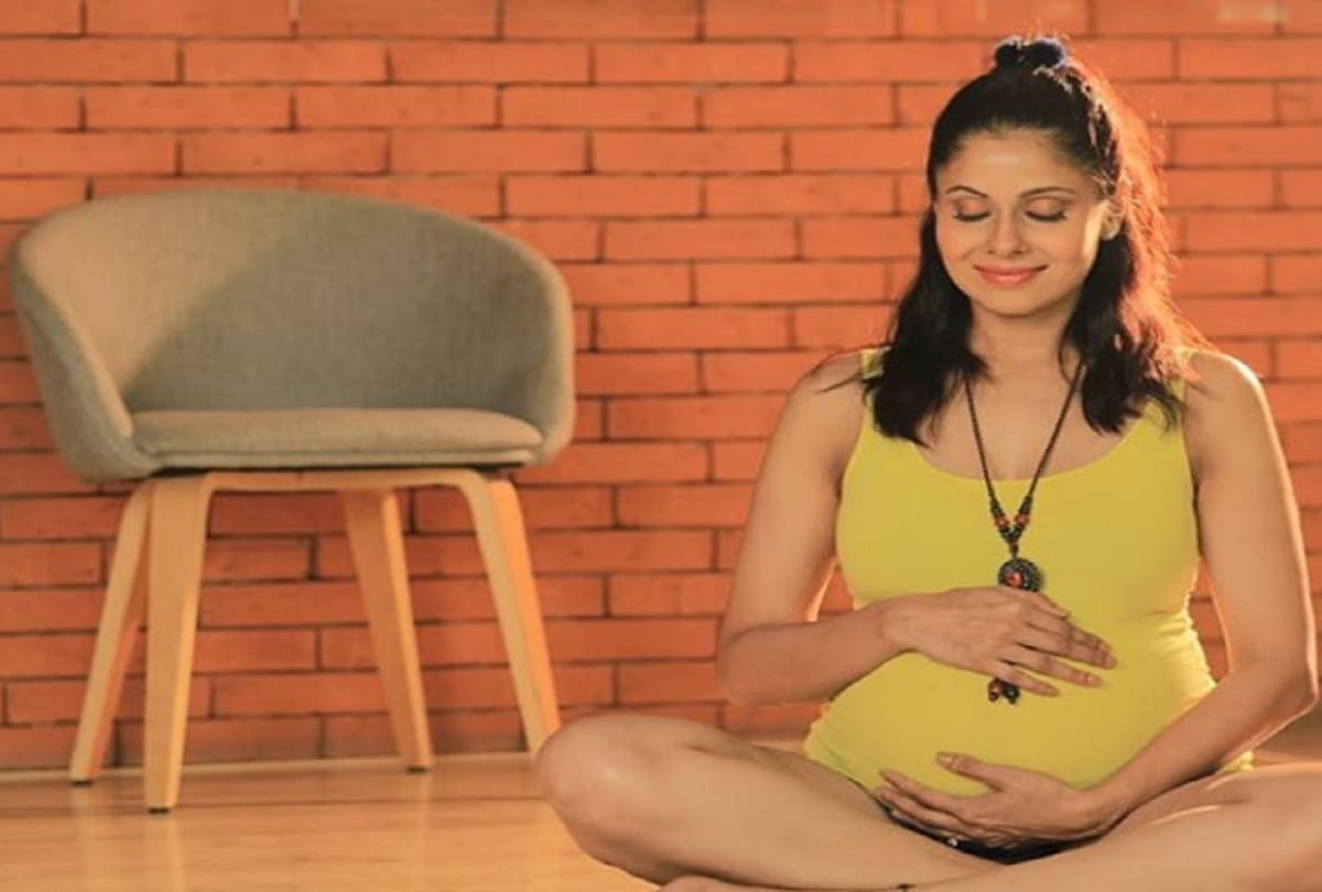 Television actress Chhavi Mittal cast his vote during 9th month pregnancy returns disappointed