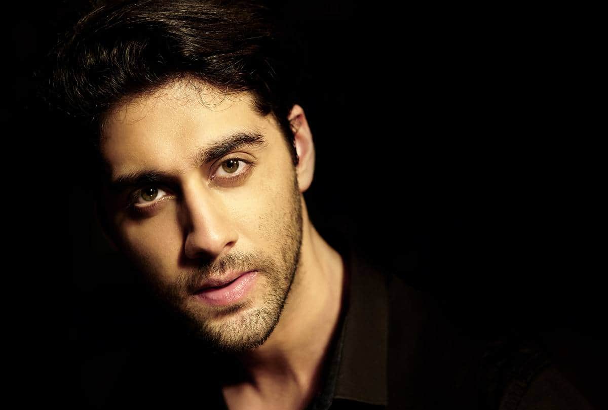 ar rahman will be launched new hero ehan bhat with his film 99 songs