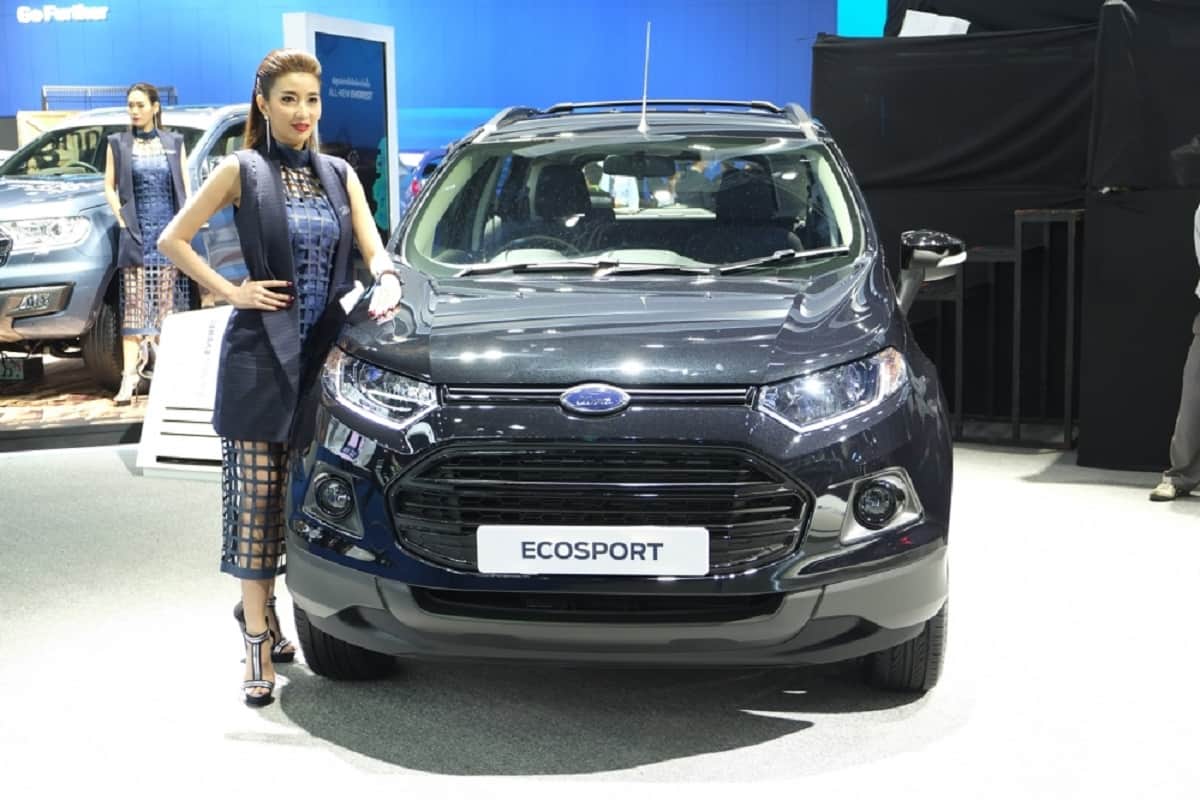 best discount offers on SUV cars in India, ford ecosport to Mahindra XUV 500