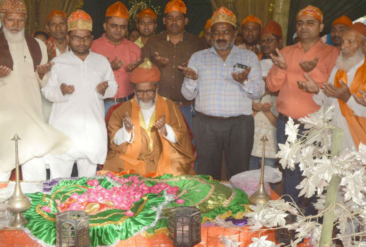 Ramadan Me Hindu Bhi Ralhte Hin Roza