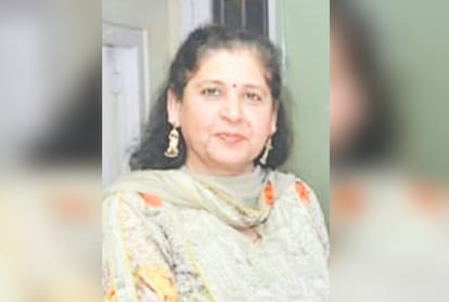 High Court summoned Public Service Commission member Meera records