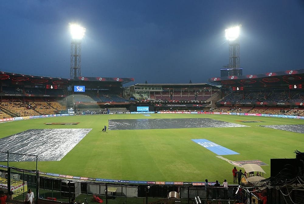INDvAUS 3rd ODI weather forecast of Bangalore rain prediction and pitch report