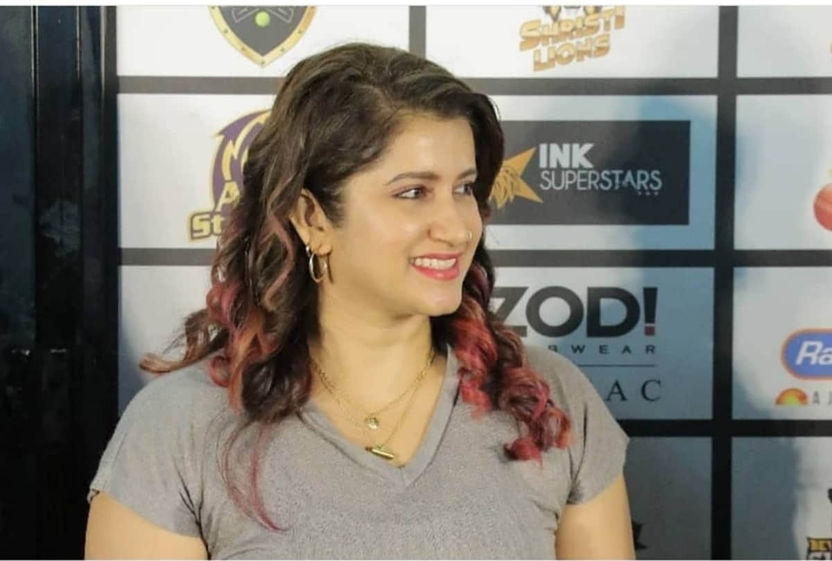 Kalyug Actress Smilie Suri birthday special