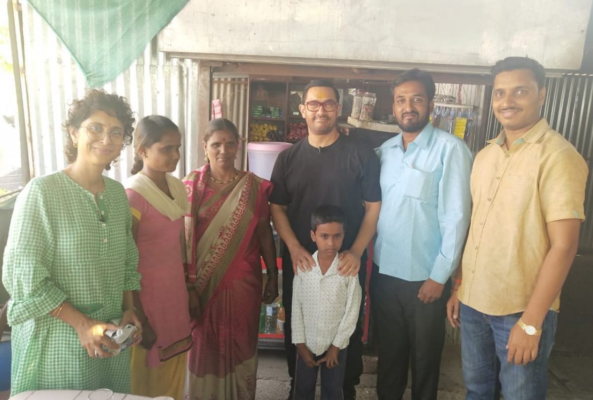 aamir khan digg a land for water pipeline on labour day