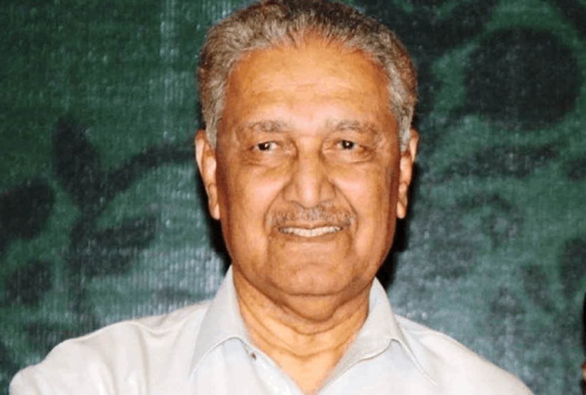 Abdul Qadeer Khan  scientist of Bhopal who created an Atom bomb for Pakistan