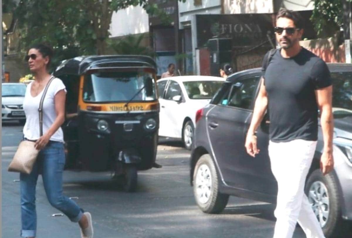 arjun rampal spotted with wife mehr jessia after broke the news his girlfriend is pregnant