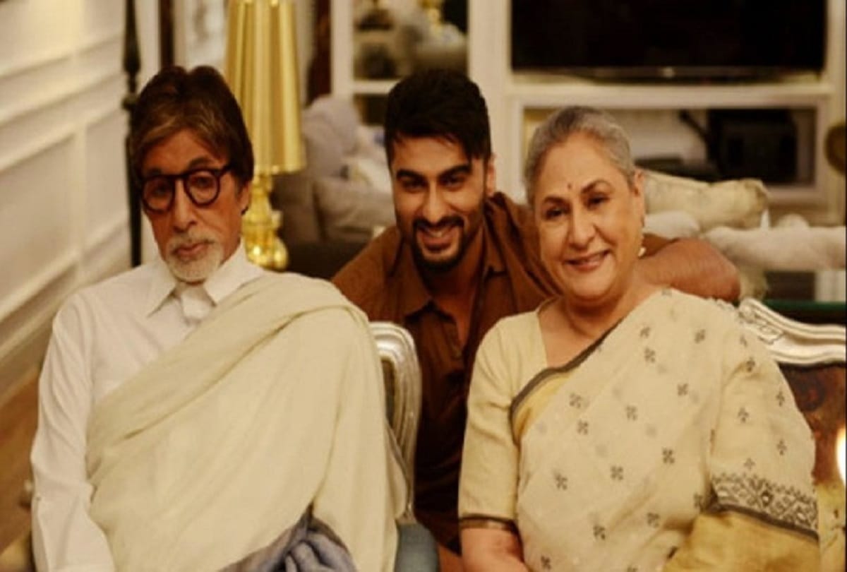 5 bollywood films which is shot in actors house