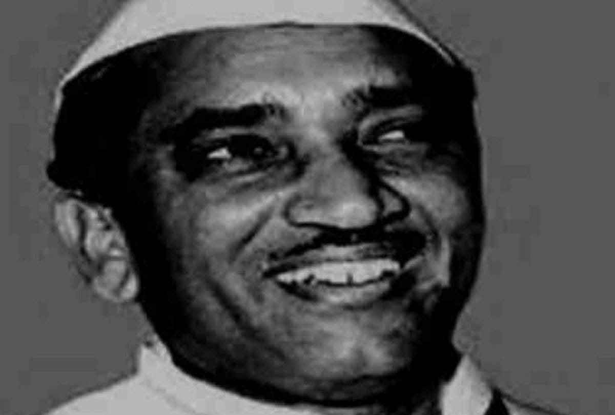 story related to hemwati nandan bahuguna