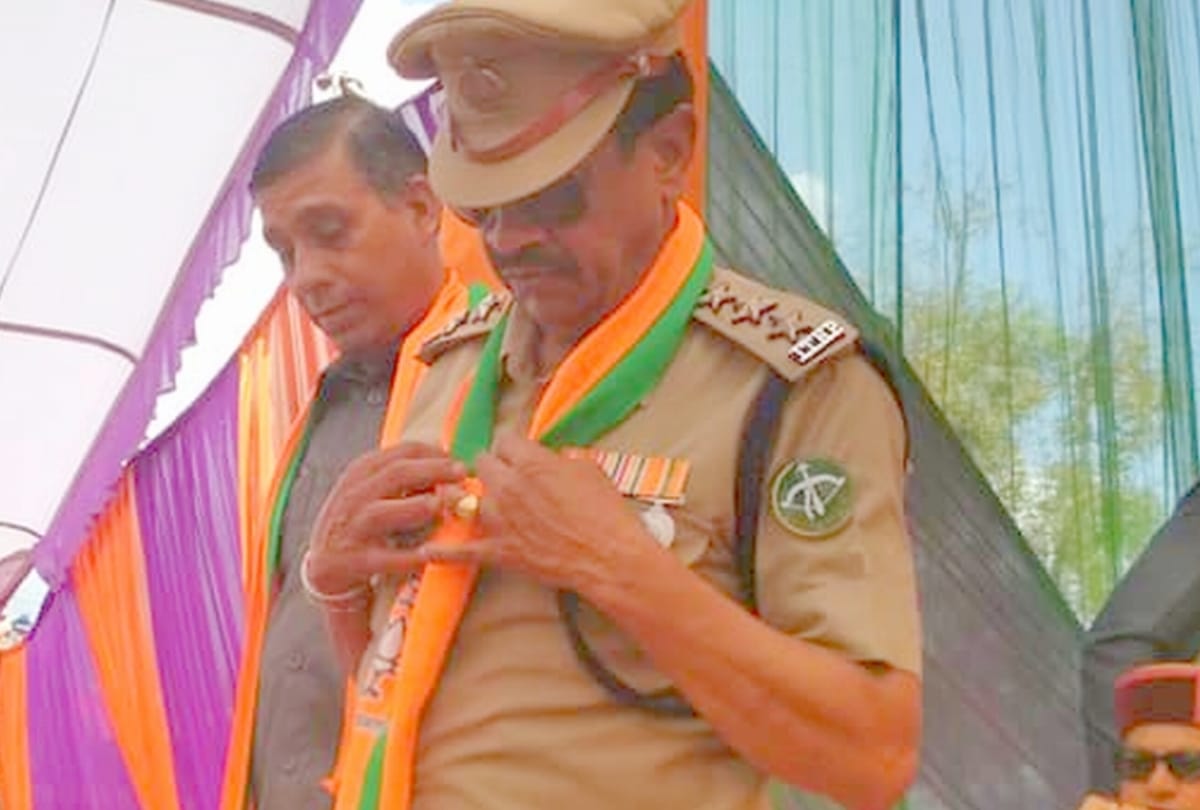 lok sabha election 2019 SSP Letter to DIG ITBP for itbp assistant commandant in uniform joins bjp
