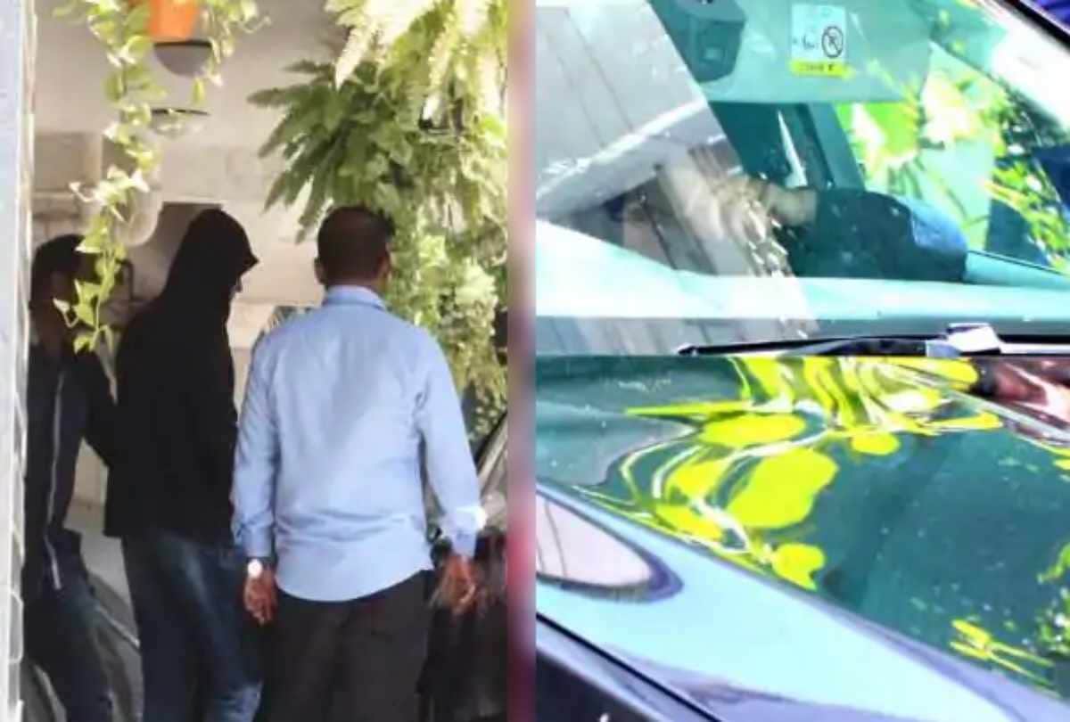 kartik aaryan spotted outside of sara ali khan house