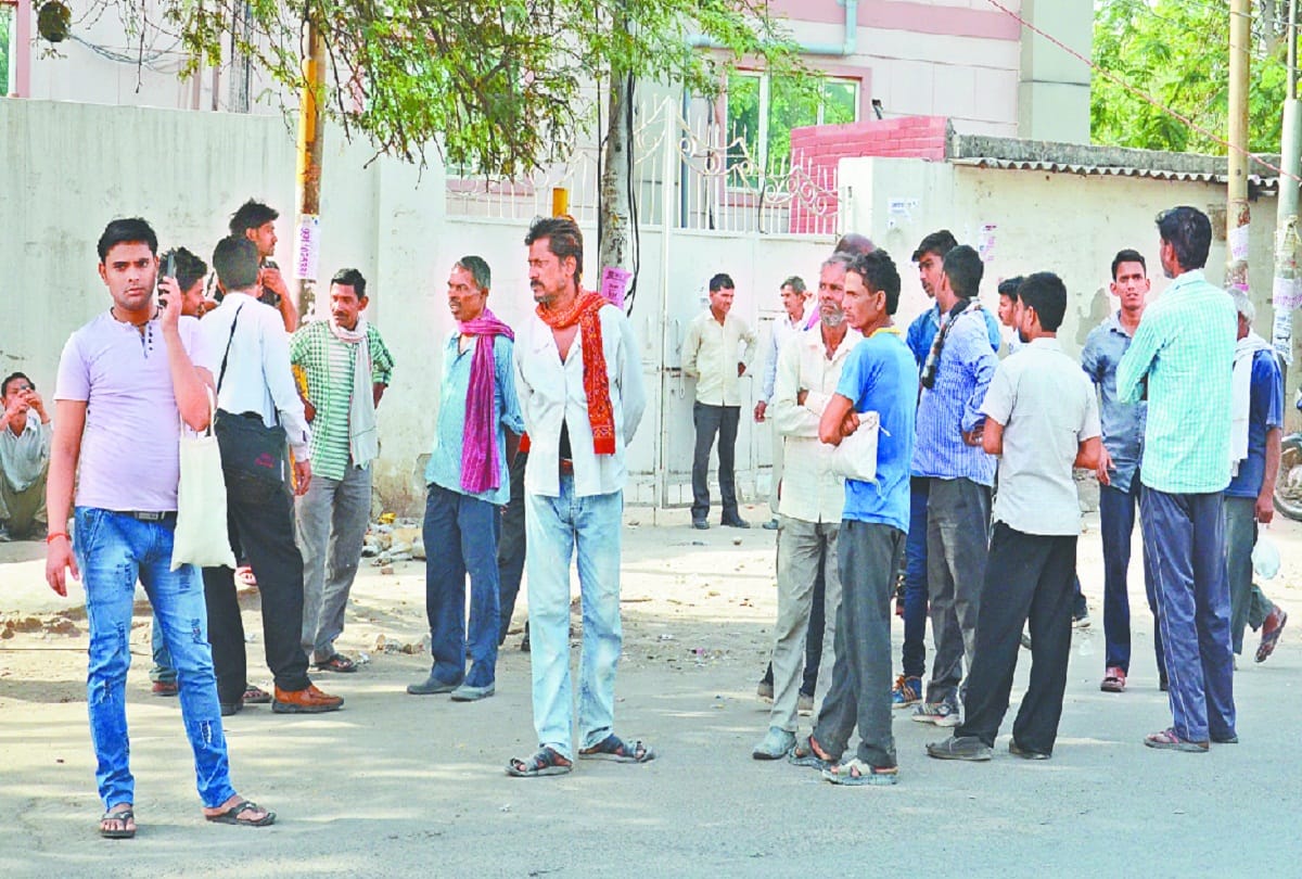 16 laborers were going pedestrian Bihar from Kerala, police helped them