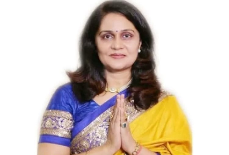 Lok sabha election 2019, Congress leaders file complaint of bjp leader Sunita duggal