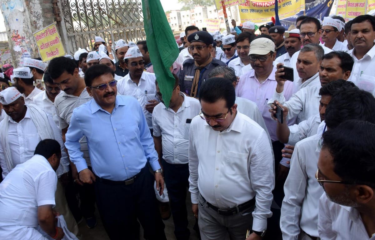 Lok sabha Election 2019 Vote Karo voter awareness program in azamgarh