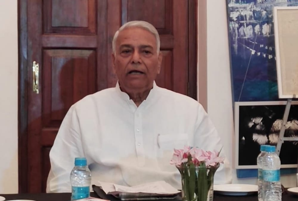 Aam Aadmi Party to support Presidential candidate Yashwant Sinha