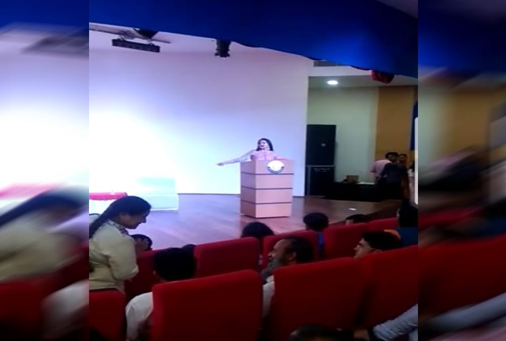 Jyotish mahakumbh 2019 Astrologers told vastu tips for luck and success in life