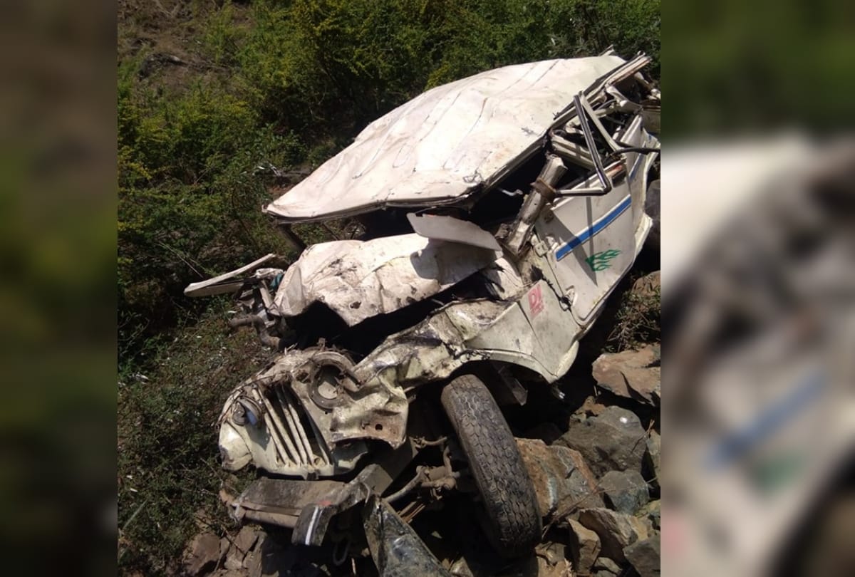 many people killed in road accident in mandi shimla