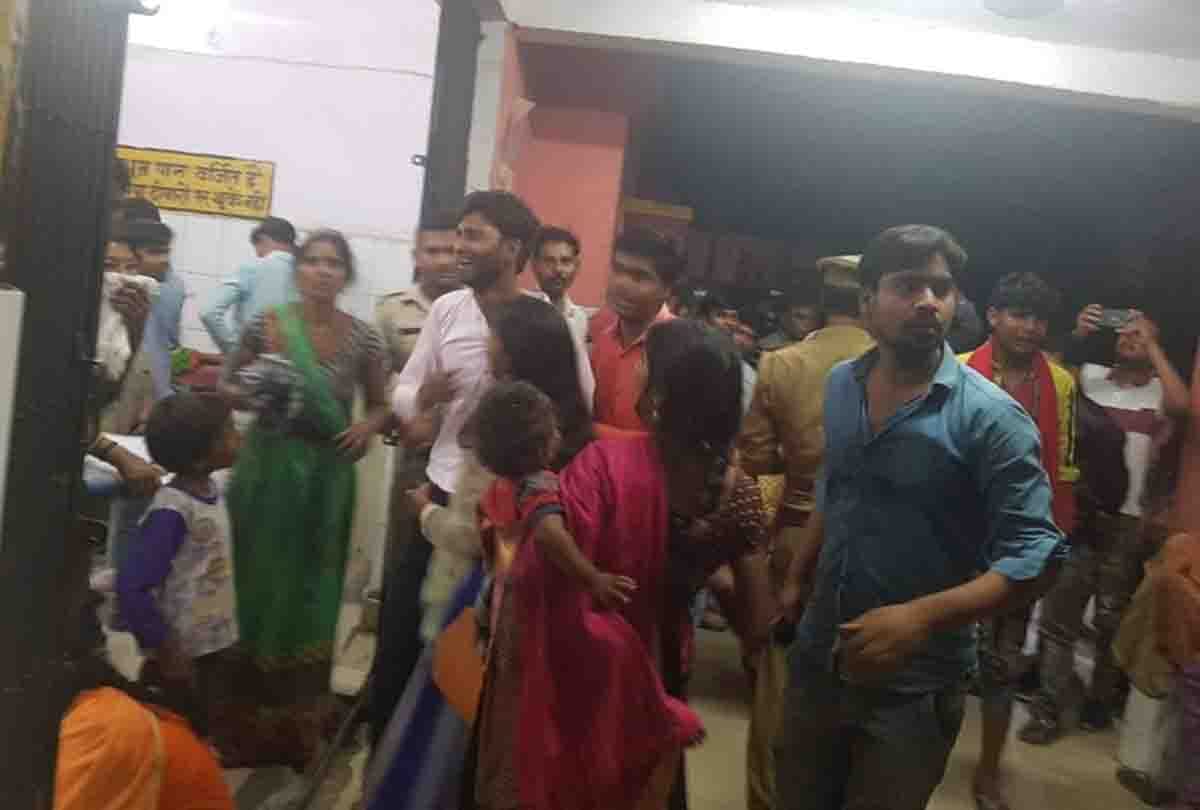 6 people died in road accident in hardoi