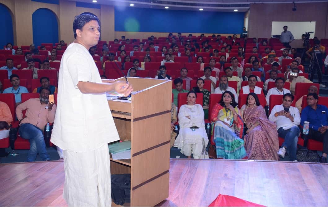 Jyotish mahakumbh 2019 in dehradun Acharya balkrishna Told for baba ramdev and Astrology